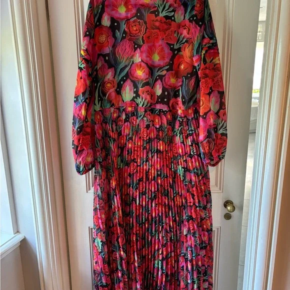 Farm for Anthropologie - Picture 4 of 8